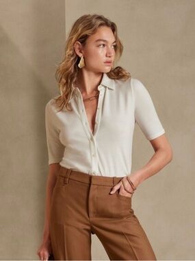 NWT Banana Republic Essential Polo Cream Short Sleeve Button-Down Top, Small